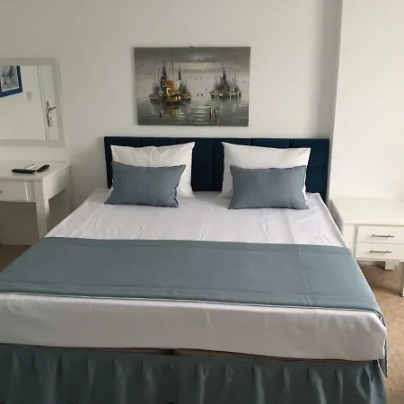 Tuana Butik Bed & Breakfast 2*