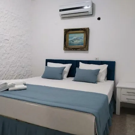 Tuana Butik 2* Cesme