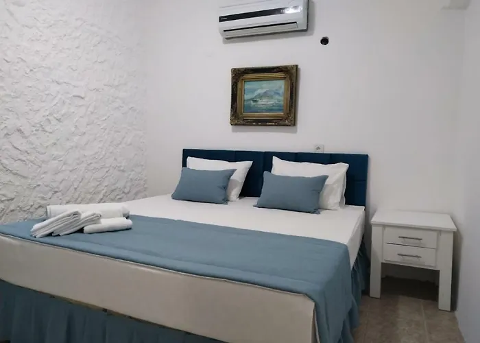 Tuana Butik 2* Çeşme